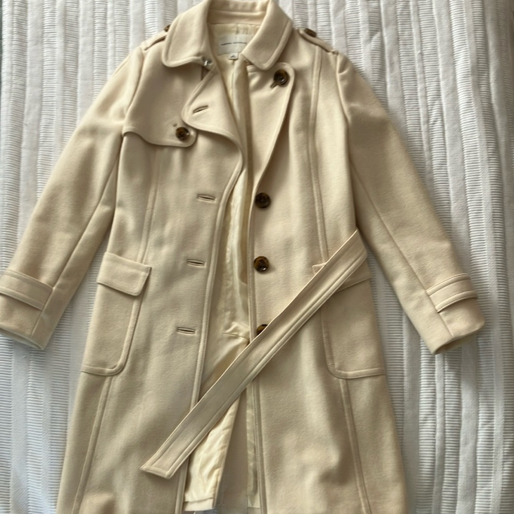 Banana Republic Cream Trench Coat with Belted Waist
